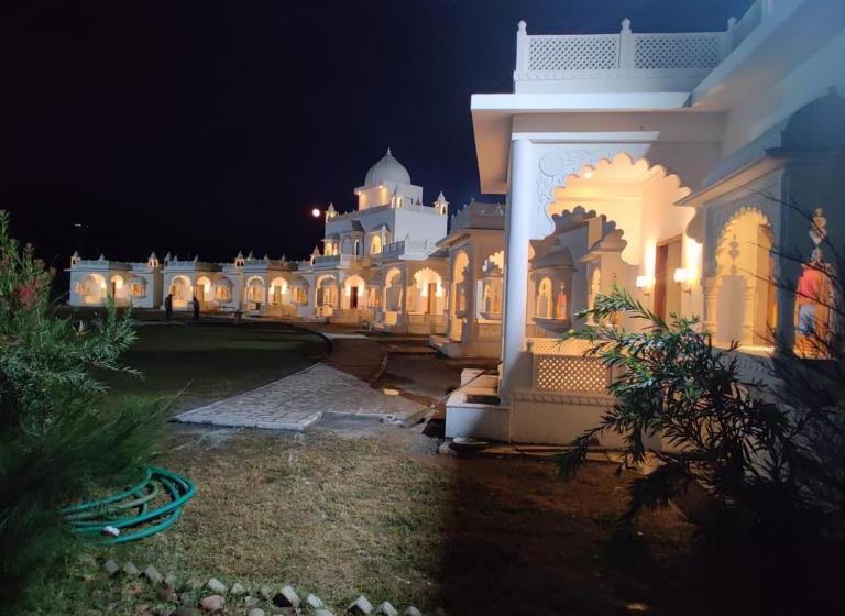 فندق Rajasi Palace