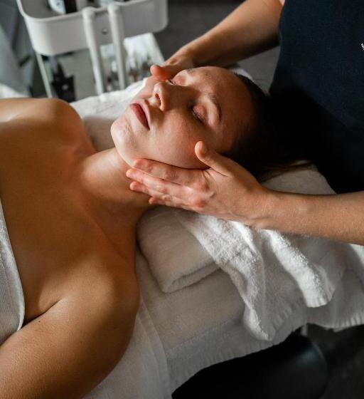 Отель Arctic Bath