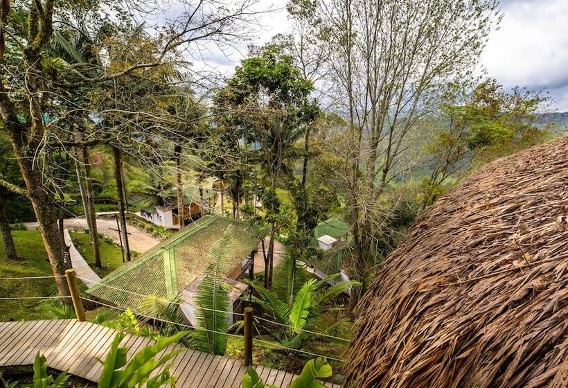 هتل Kawa Mountain Retreat