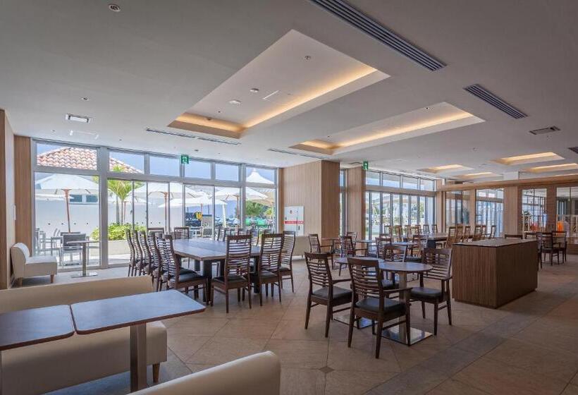 فندق Kariyushi Lch. Resort
