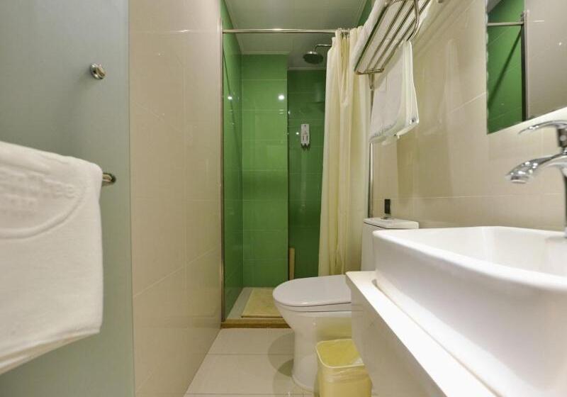 בית מלון כפרי Greentree Inn Dalian Dalian North Railway Station Express