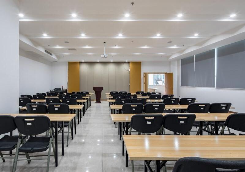 فندق Greentree Inn Wuxi Jiangyin City Renmin East Road Liangchen Square Business