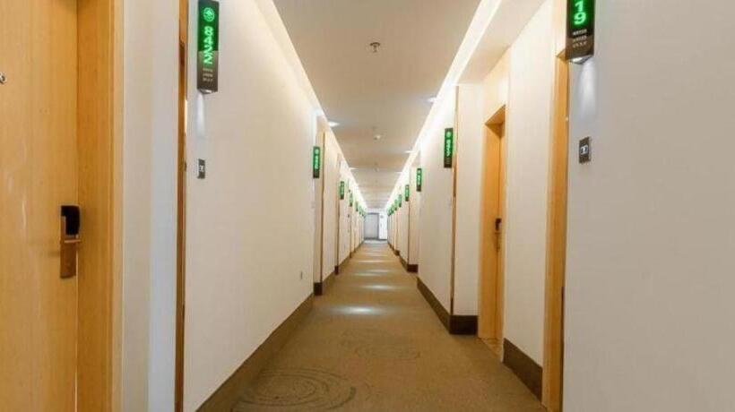 هتل Greentree Inn Wuhu Eshan Road University City