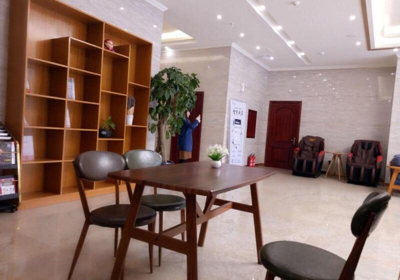 Отель Greentree Inn Ziyang Lezhi Government Tianchi Town Express