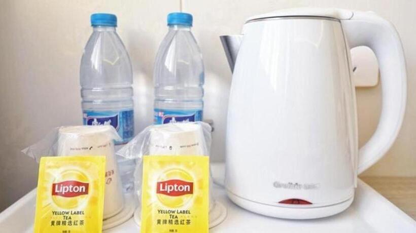 هتل Shell Shanghai Baoshan District  Songbin Road Subway Station