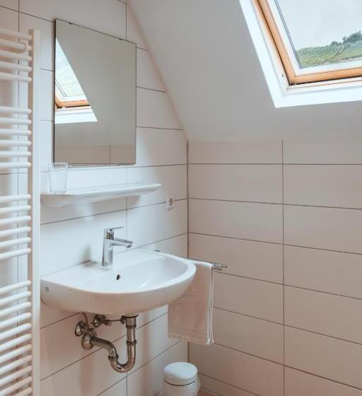 ホテル Ferienweingut Serwaziwein