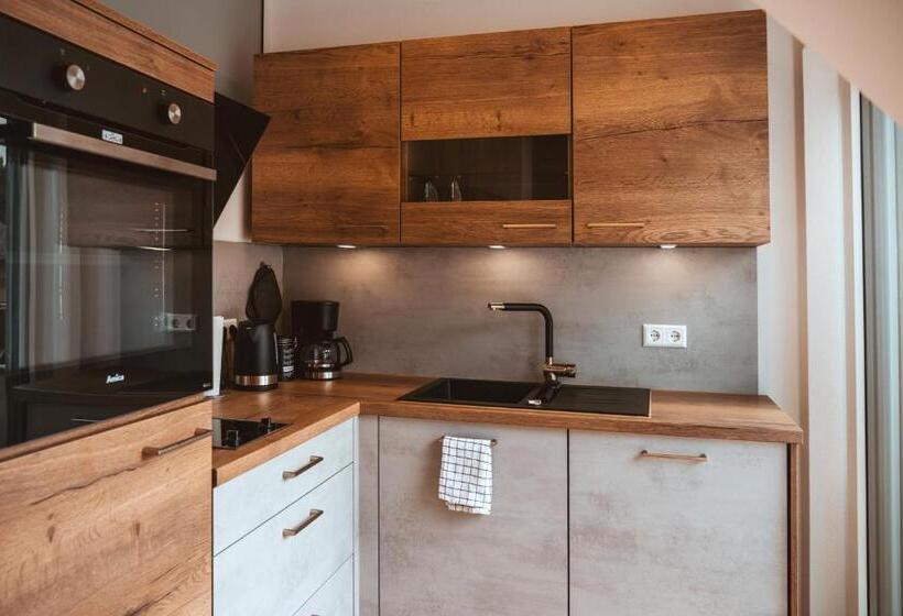 ホテル Ferienweingut Serwaziwein