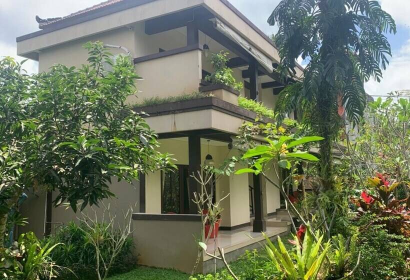 민박 Indraprastha 2 Bungalow