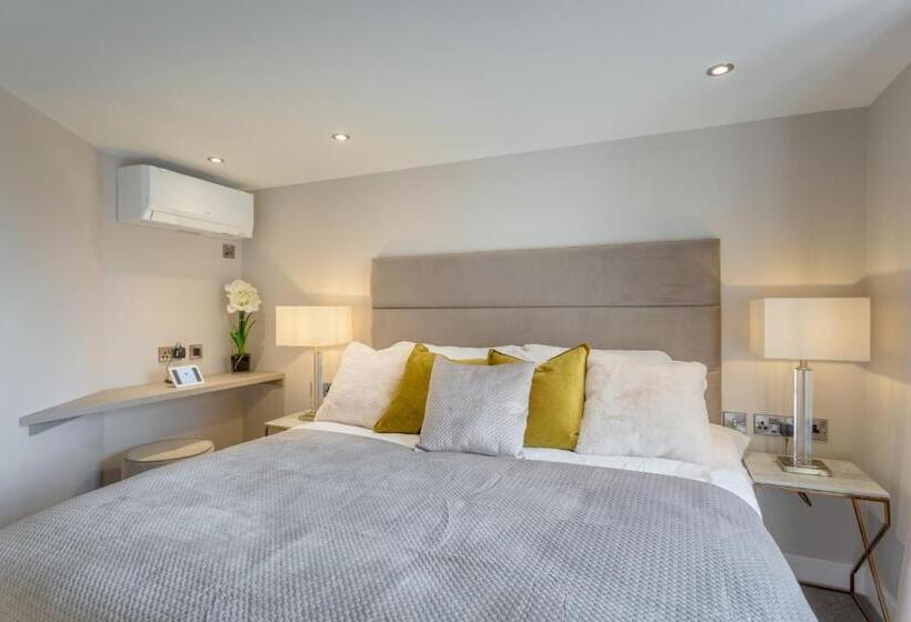 هتل Heritage Mews Nottingham