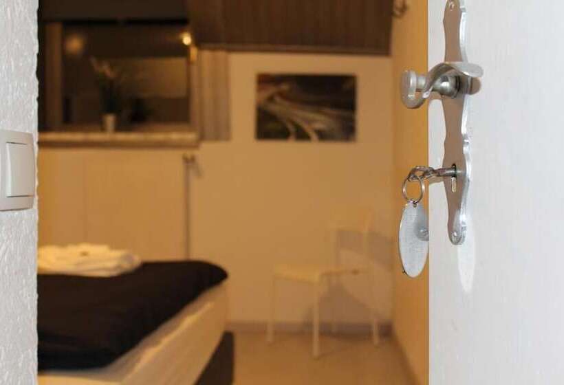 بنسيون Df Am Ring Nürburg