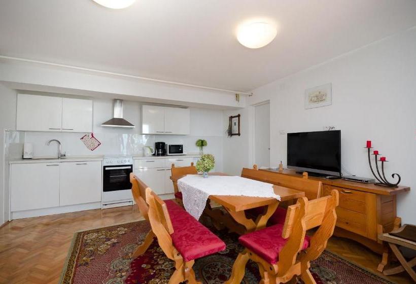 Apartment Draga