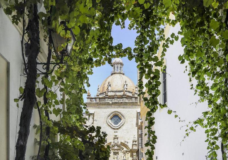 فندق Bodega Tio Pepe