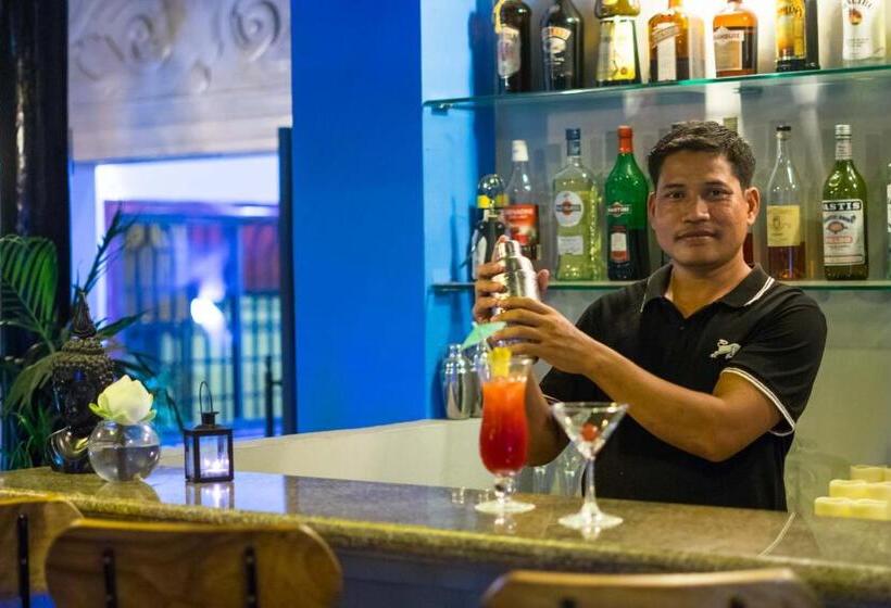 هتل River Retreat Boutique