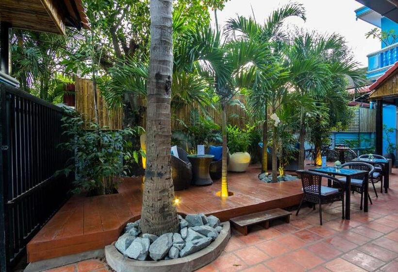 هتل River Retreat Boutique