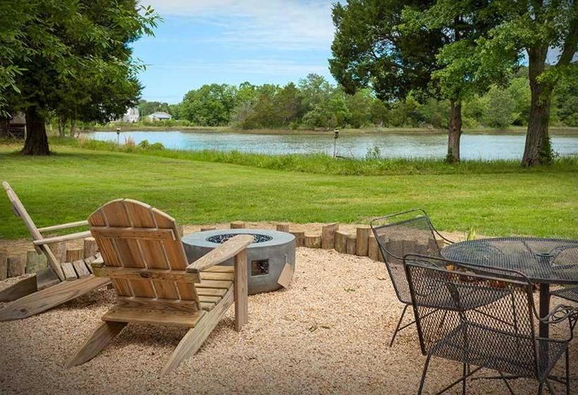 住宿加早餐  The Inn At Tabbs Creek