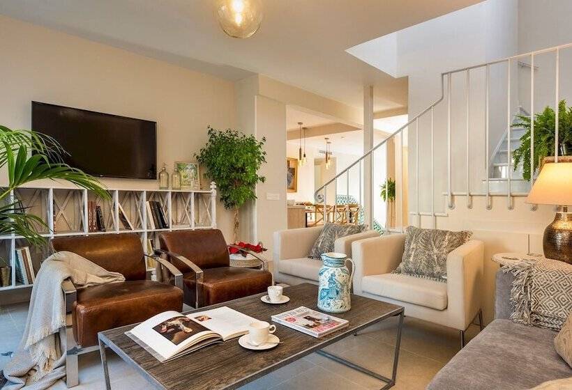 Fantastic 4 Bd & 4 Bth Apartm With Comunnal Terrace.. Carmen San Ignacio I