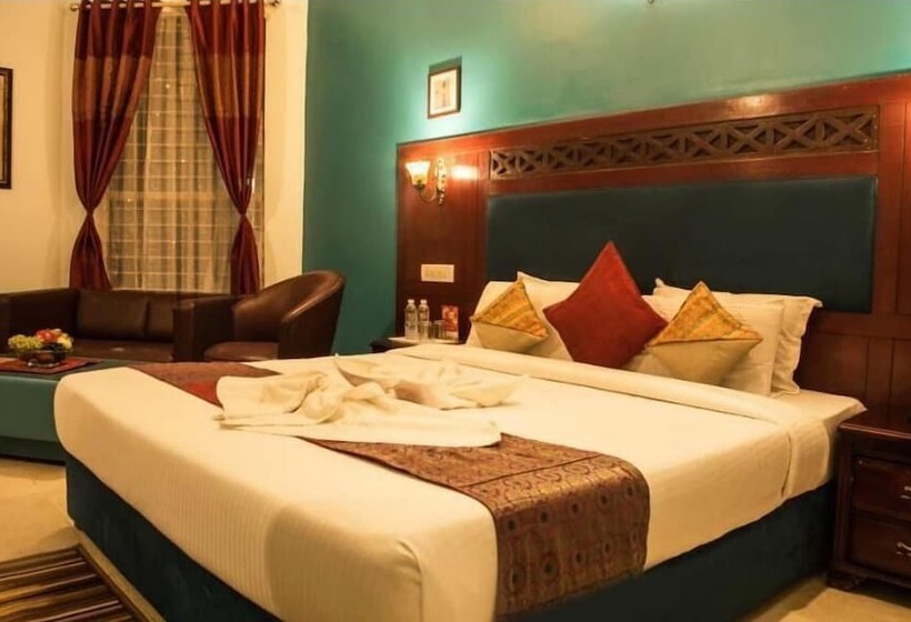 هتل Ananya Greens