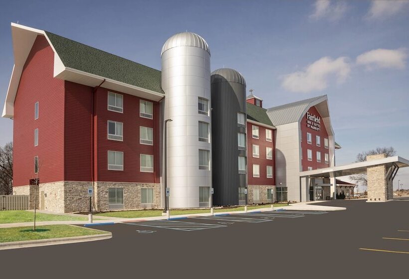 בית מלון כפרי Fairfield Inn & Suites By Marriott Fair Oaks Farms