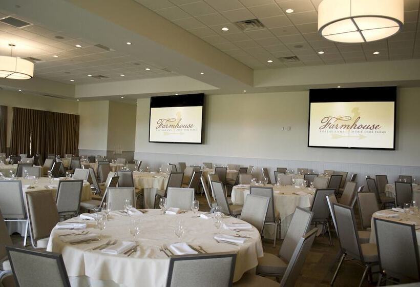 בית מלון כפרי Fairfield Inn & Suites By Marriott Fair Oaks Farms
