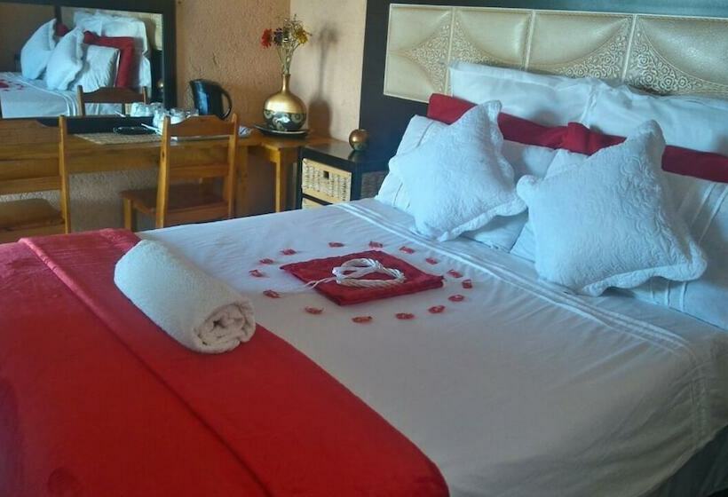 בית מלון כפרי Sekhukhune Guesthouse