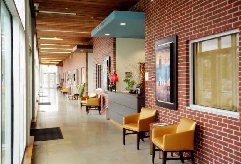 فندق Watercrest  At Hhcc
