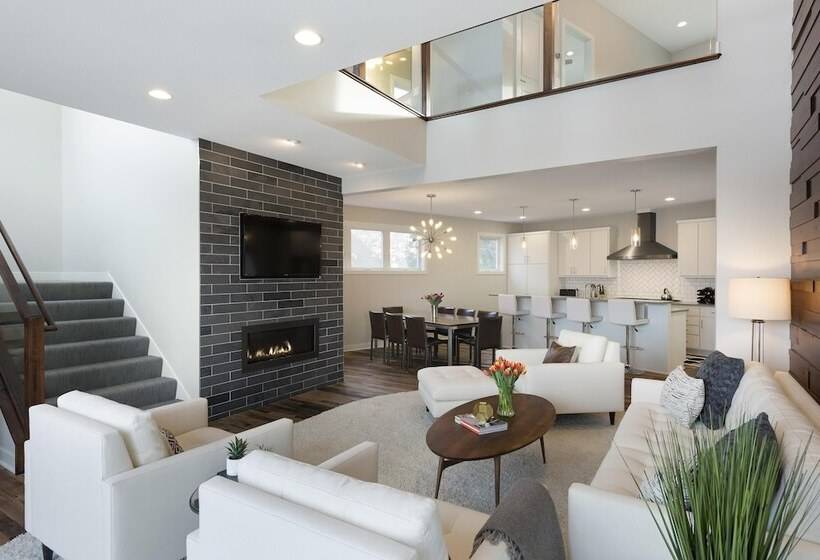 Lakefront Luxury