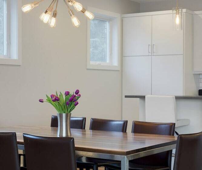 Lakefront Luxury