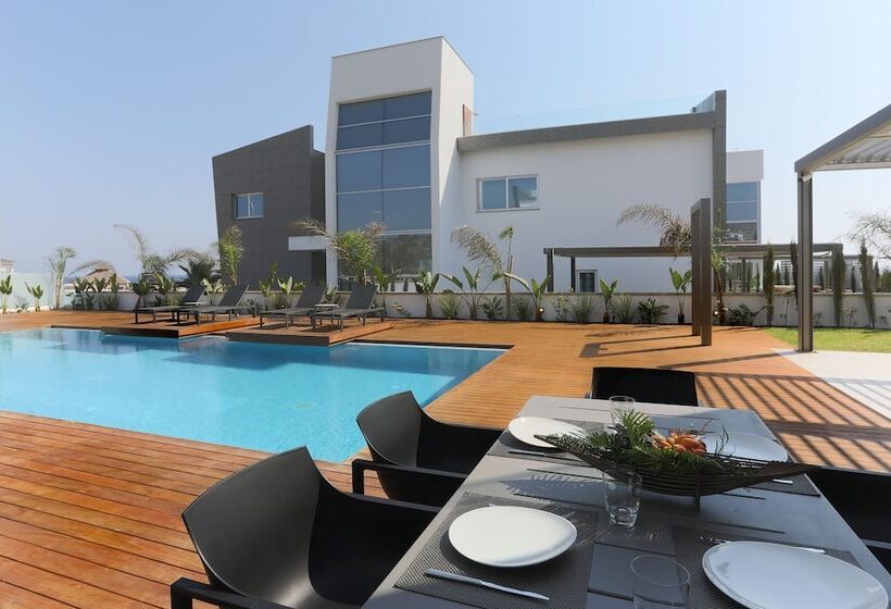 Cove Seaview Villas