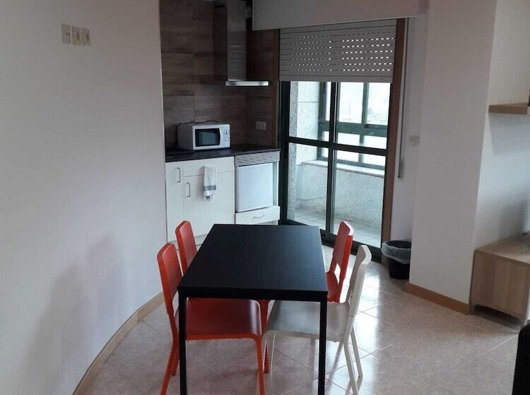 Пансион Hostal Y Albergue Carpinteiras