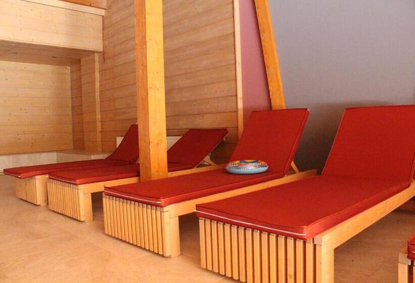 Monte Cervo Bio Hotel & Spa