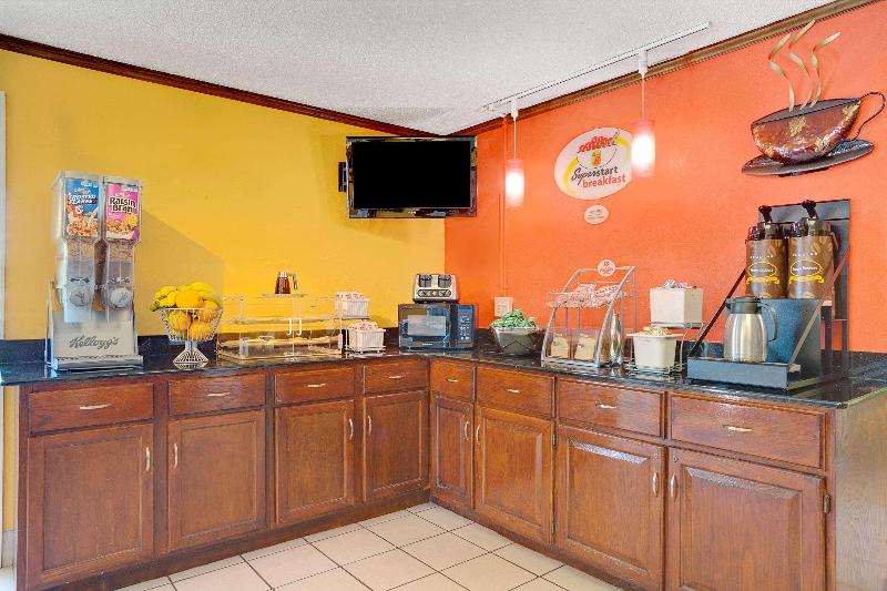 هتل Economy 7 Inn Chesapeake  Portsmouth