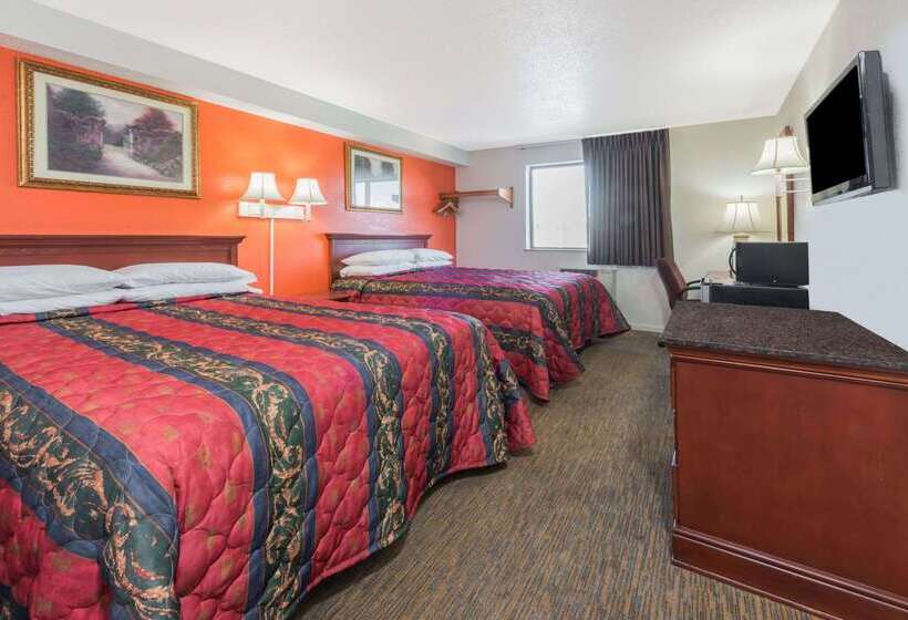 ホテル Knights Inn  Ferguson Mo