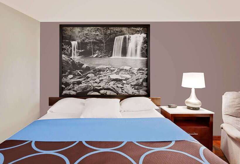 هتل Super 8 By Wyndham Fayetteville