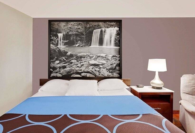هتل Super 8 By Wyndham Fayetteville