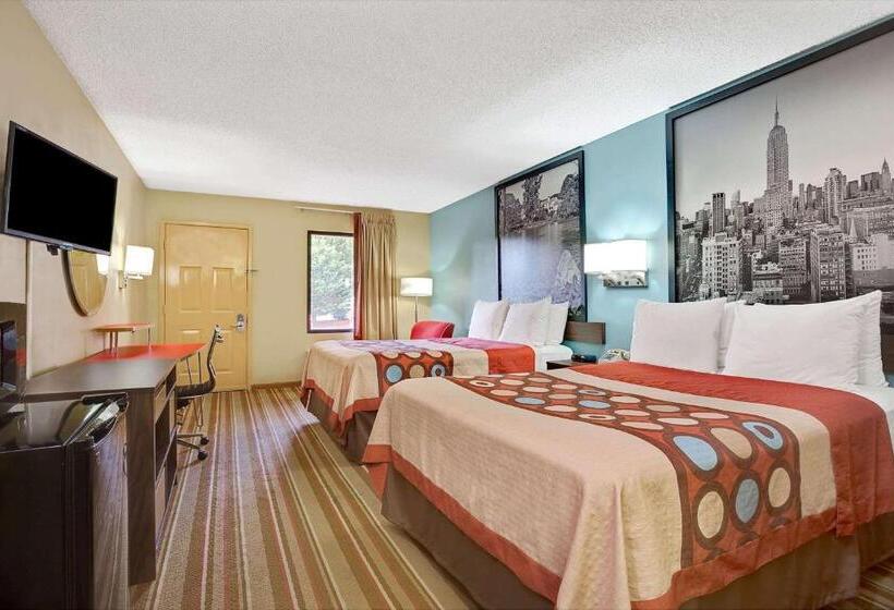 فندق Super 8 By Wyndham Forest Park