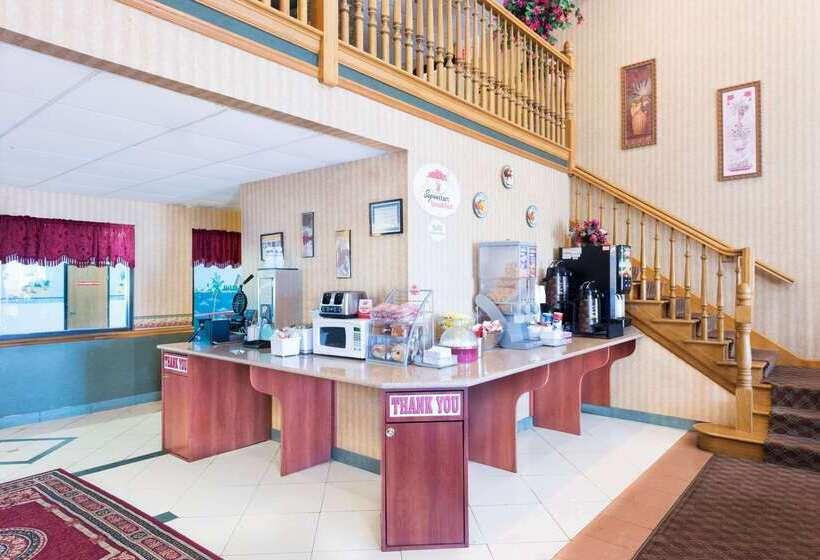 Отель Super 8 By Wyndham Troy Il/st. Louis Area