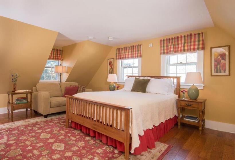 בית מלון כפרי Swift House Inn