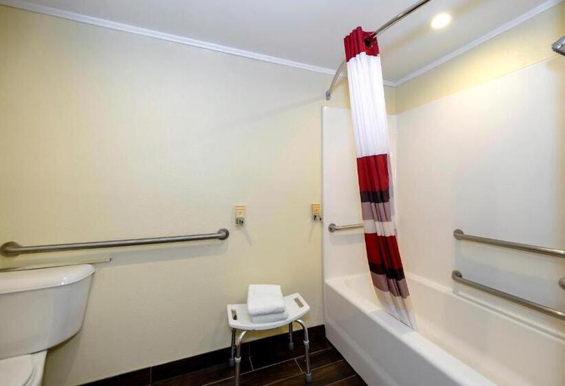 فندق على الطريق Red Roof Inn Osage Beach  Lake Of The Ozarks