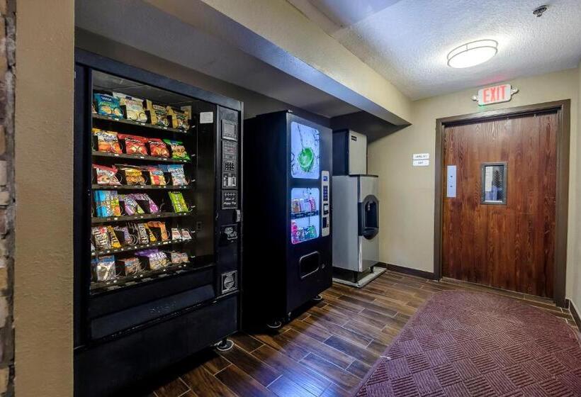 فندق على الطريق Red Roof Inn Osage Beach  Lake Of The Ozarks