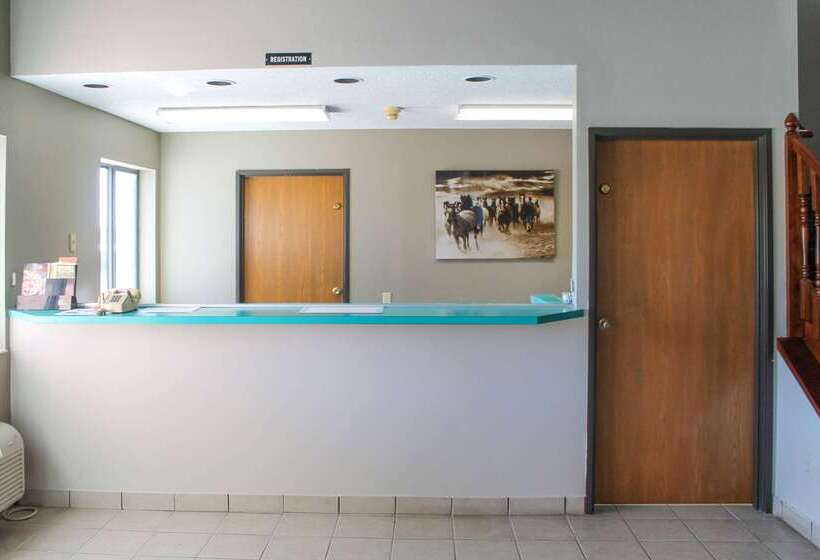 מוטל Rodeway Inn