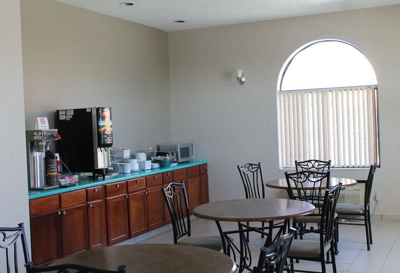 מוטל Rodeway Inn