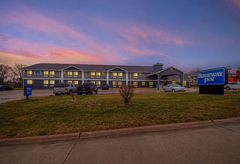 מוטל Rodeway Inn