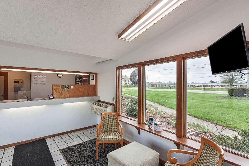 모텔 Rodeway Inn