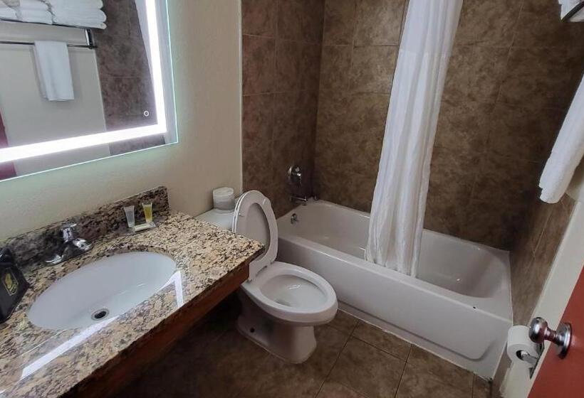 מוטל Super 8 By Wyndham Canton/livonia Area