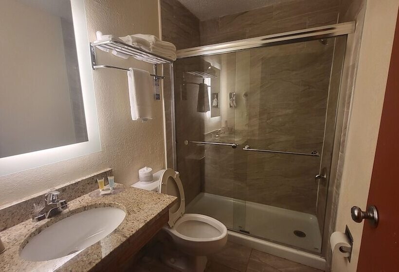 מוטל Super 8 By Wyndham Canton/livonia Area