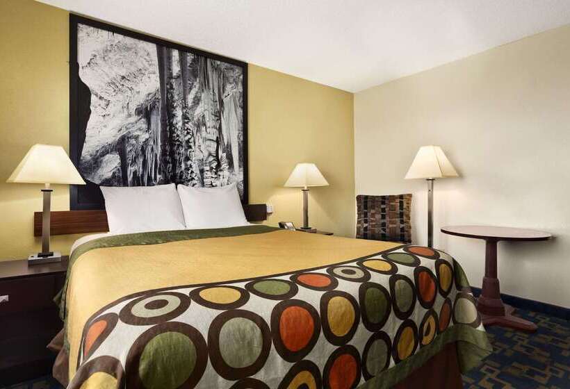 مُتل Super 8 By Wyndham Carlsbad