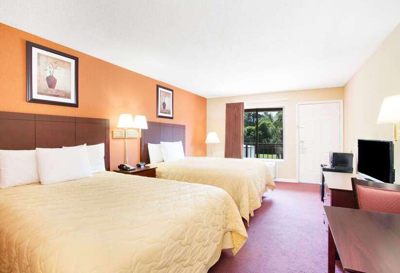 فندق على الطريق Super 8 By Wyndham Defuniak Springs