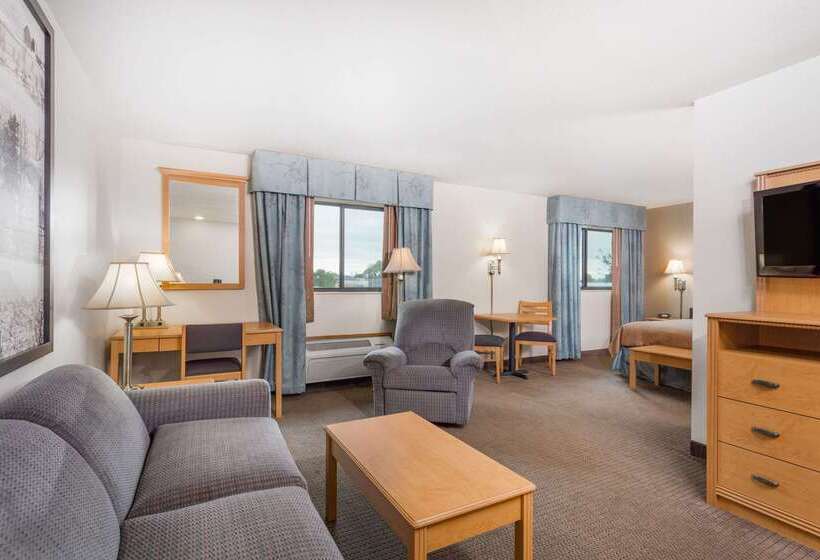 فندق على الطريق Super 8 By Wyndham Monroe Wi