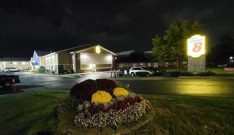 汽车旅馆  Super 8 By Wyndham Sterling Heights/detroit Area