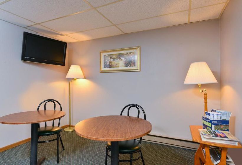 Super 8 Motel